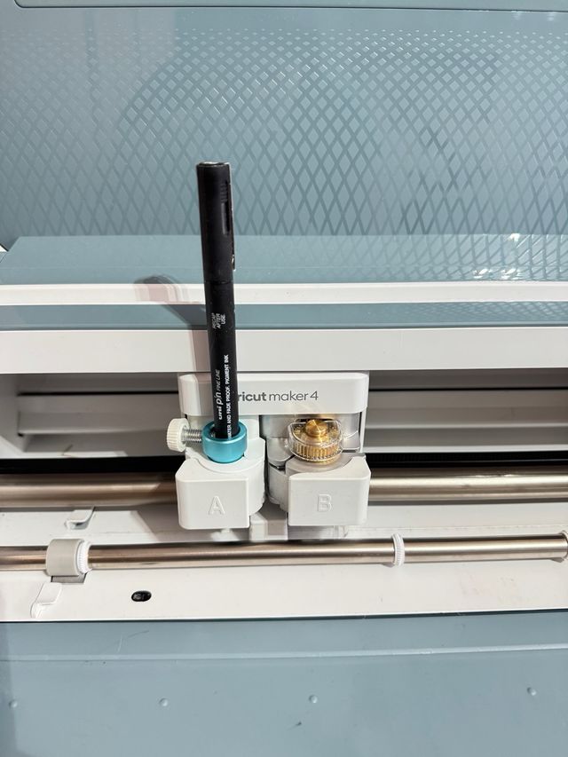 Adaptador universal para bolígrafos Cricut Maker