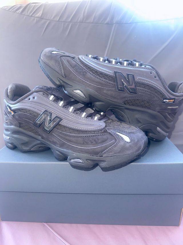 New Balance 1000 Talla 41.5 Gris Oscuro