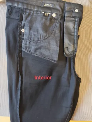 Pantalón skinny efecto piel Massimo Dutti