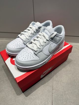Nike Dunk Low Gris y Blanco