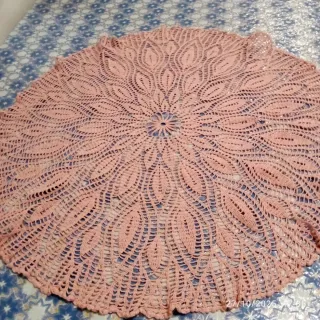 Centrotavola uncinetto rosa