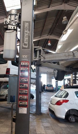 Elevador Vehículos Electro-Hidráulico 2 Postes