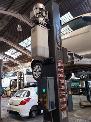 Elevador Vehículos Electro-Hidráulico 2 Postes