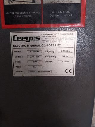 Elevador Vehículos Electro-Hidráulico 2 Postes