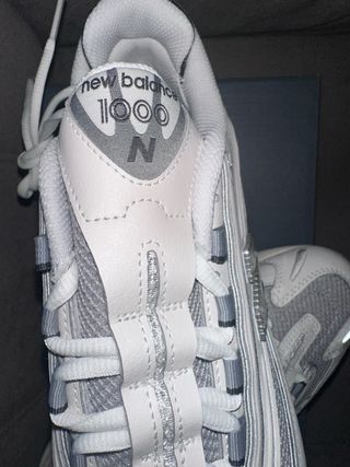 New Balance 1000 Blanco/Gris Talla 41.5