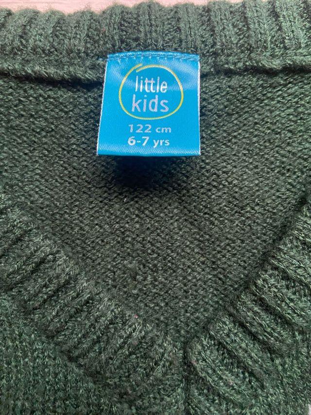 Chaleco Navideño Pepco Reno. Talla 6-7 años.