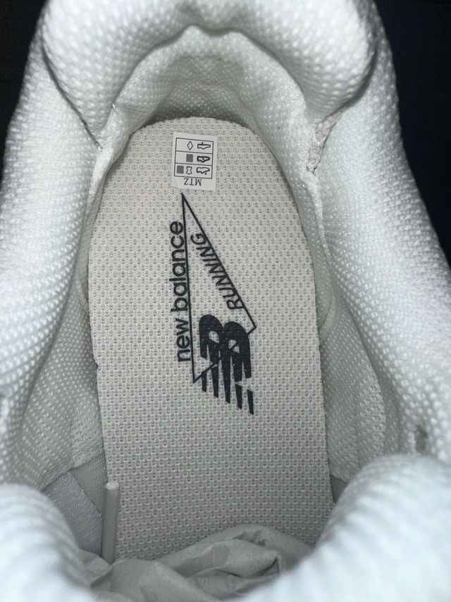 New Balance 1000 Gris Blanco Talla 41.5