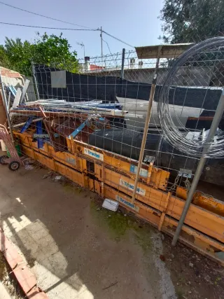 Andamio colgante Tractel Y cubas para hormigón