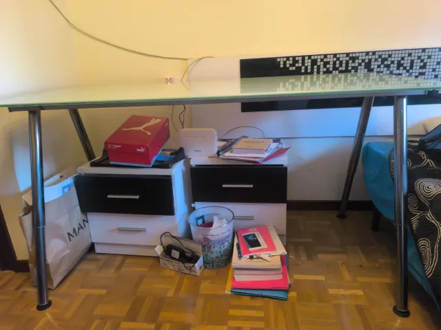 Super oferta .Mesa cristal templado patas metal