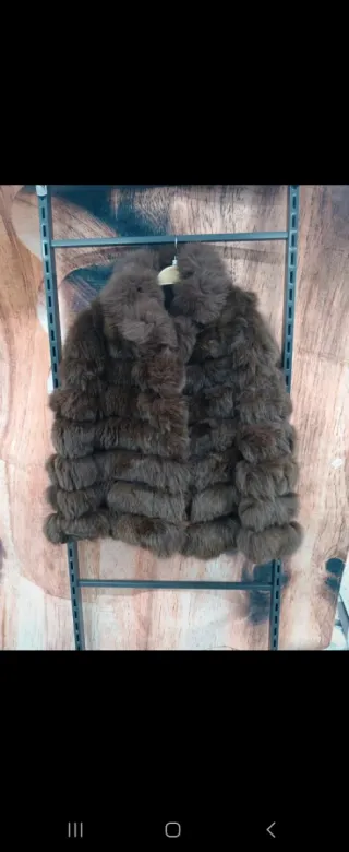 Abrigo de zorro marrón convertible en chaleco