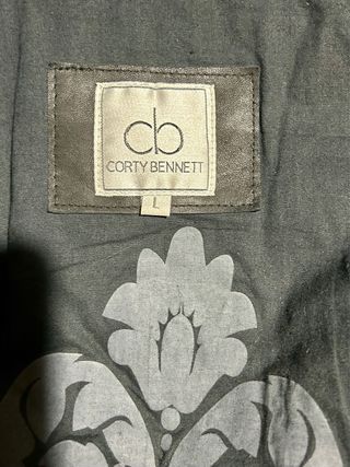 Cazadora piel negra tipo motorista