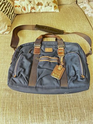 Maletín Tumi azul y marrón