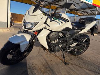 Kawasaki Z750 Tricapa Blanco perlado