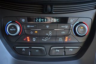 Ford Kuga Vignale 2.0 Tdci 180cv Powershift 4x4