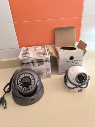 3 Cámaras de Vigilancia CCD