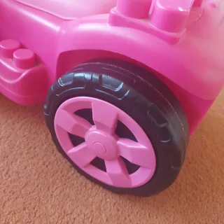 Correpasillos rosa con volante