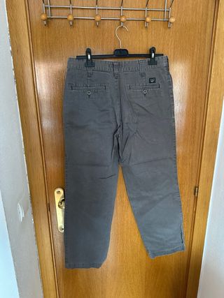 Pantalones Dockers grises