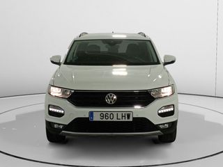 Volkswagen T-Roc Advance