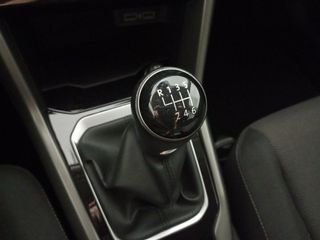 Volkswagen T-Roc Advance