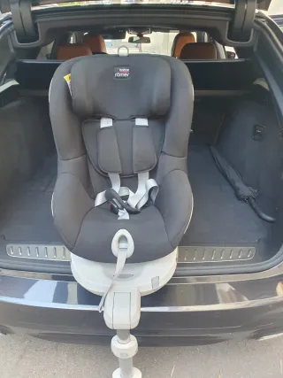 Silla de coche y paseo niño