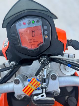 Moto KTM Duke Naranja 125cc