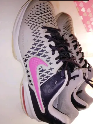 Zapatillas Nike Grises y Rosas