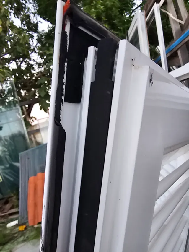 Persianas mallorquinas blancas aluminio