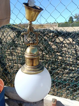 Lámpara colgante antigua de latón y cristal