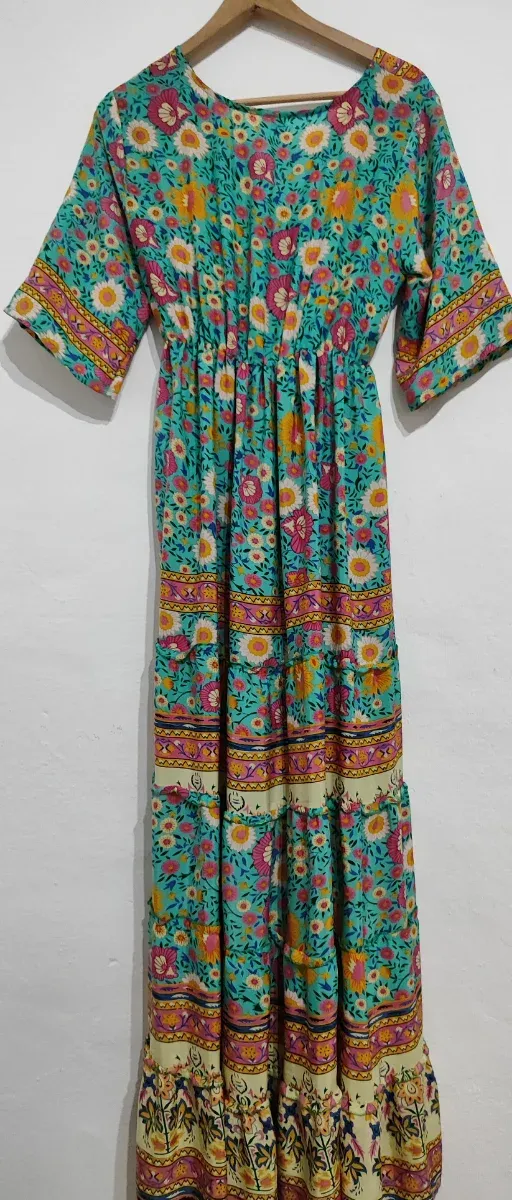 Vestido largo estampado floral