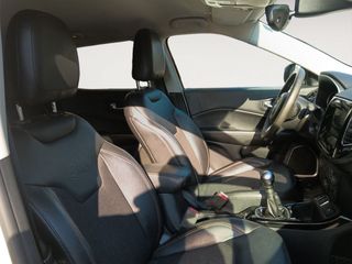 Jeep Compass Limited FWD