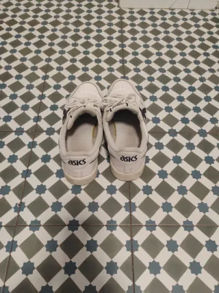 Zapatillas Asics Vintage Talla 41.5 Talla europea.