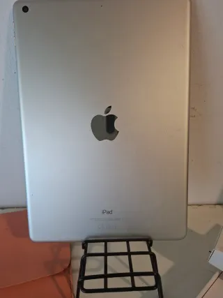 Apple iPad 10.2 Blanco + Teclado y Lápiz