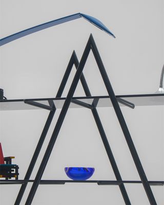 Estantería triangular cristal metal años 70