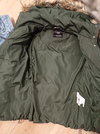 Abrigo verde Bershka mujer