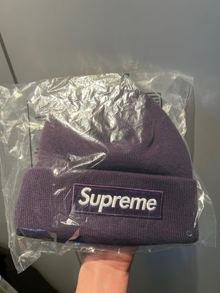 Gorro Supreme Morado