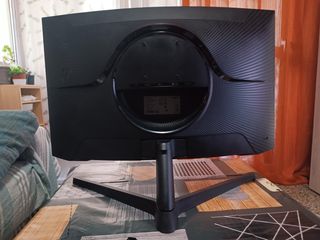 Monitor Samsung Odyssey G5 Curvo Negro