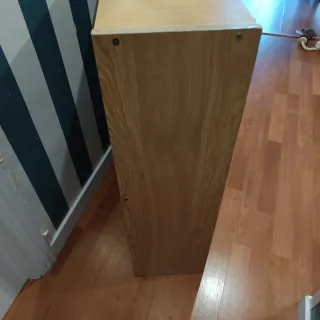 Zapatero de madera con 2 puertas