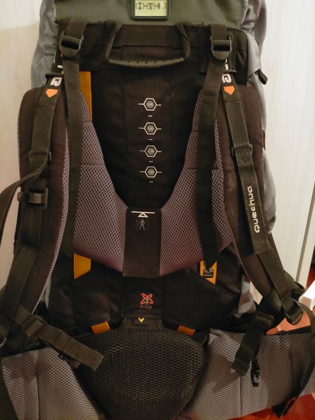 Mochila Quechua Forclaz 60 L