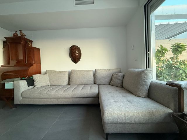 Sofá Sherlock Beige Tela