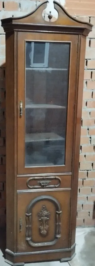 Rinconera de madera y cristal