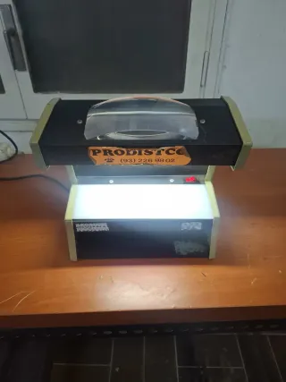 DETECTOR DE BILLETES FALSOS ANTIGUO