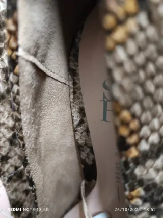 Zapatos de tacón,  estampado de Serpiente Talla 37