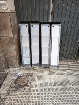 Lote 4 Estanterías Metraquilato Negras