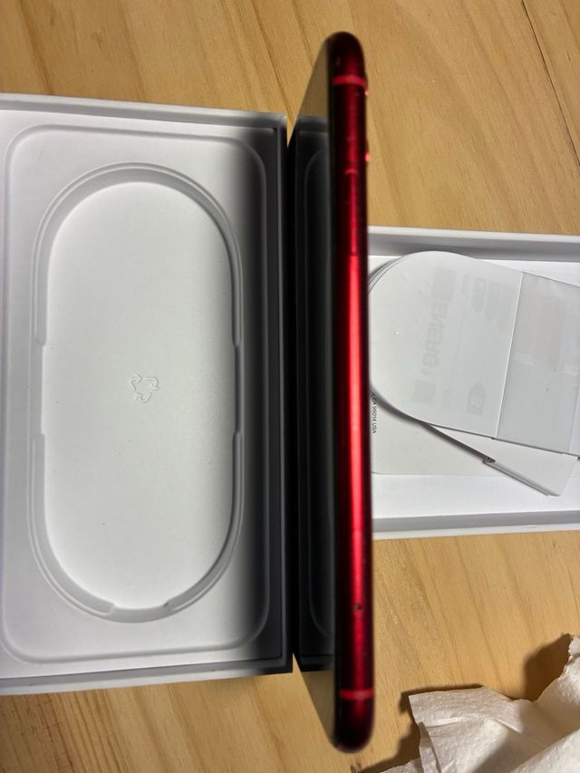 iPhone 11,128GB,Rojo