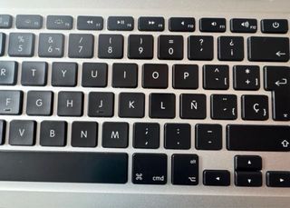 Teclado/español de Macbook Air 13'
A1466 año 2012