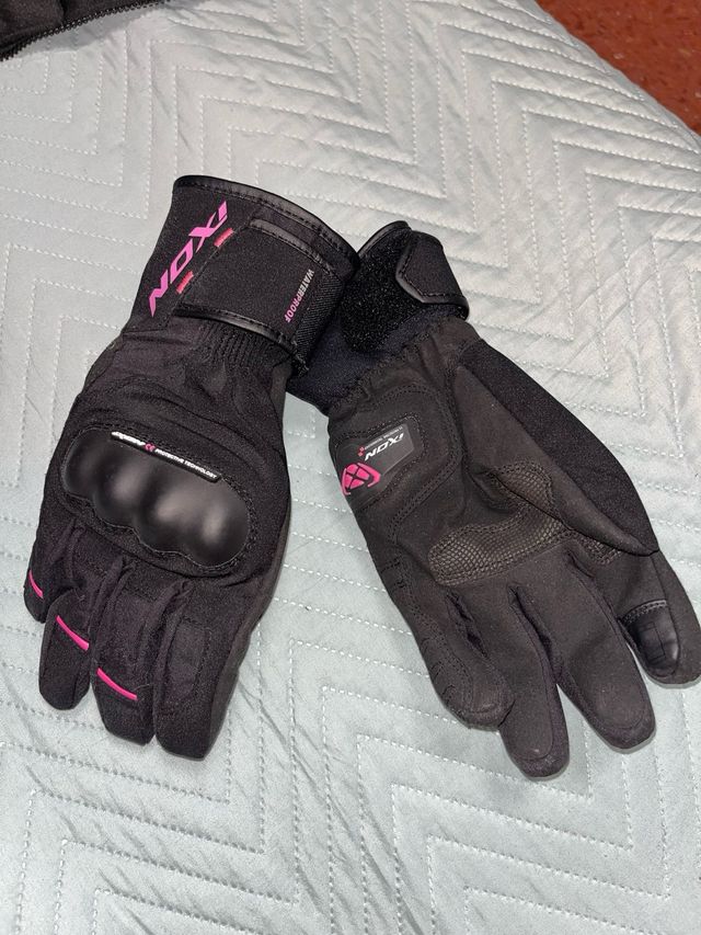 Guantes Moto IXON Mujer Negros y Rosas