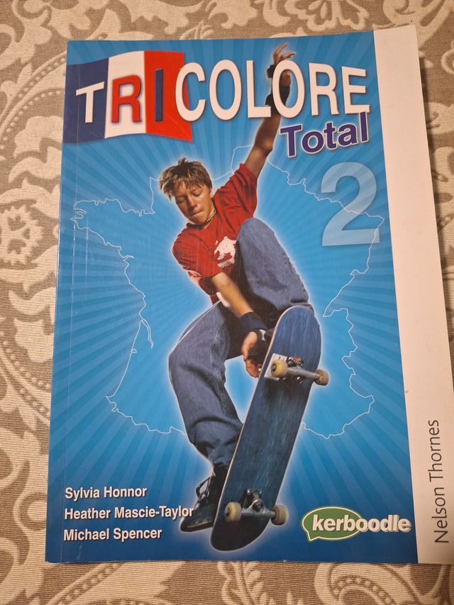 Tricolore Total 2 Student Book
