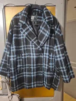Abrigo cuadros negro y azul Talla XL