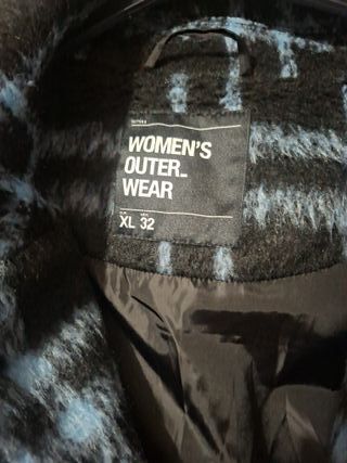 Abrigo cuadros negro y azul Talla XL
