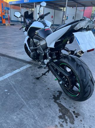 Kawasaki Z750 2010 58mil km.